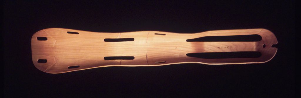 The Eames splint, circa 1942. (Photo courtesy Brooklyn Museum Creative Commons)