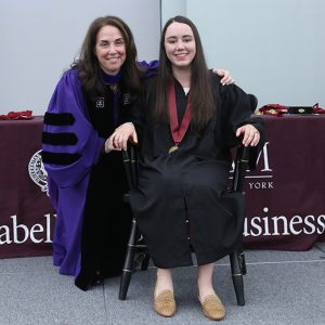 Alumni Chair Award to Amanda Vopat