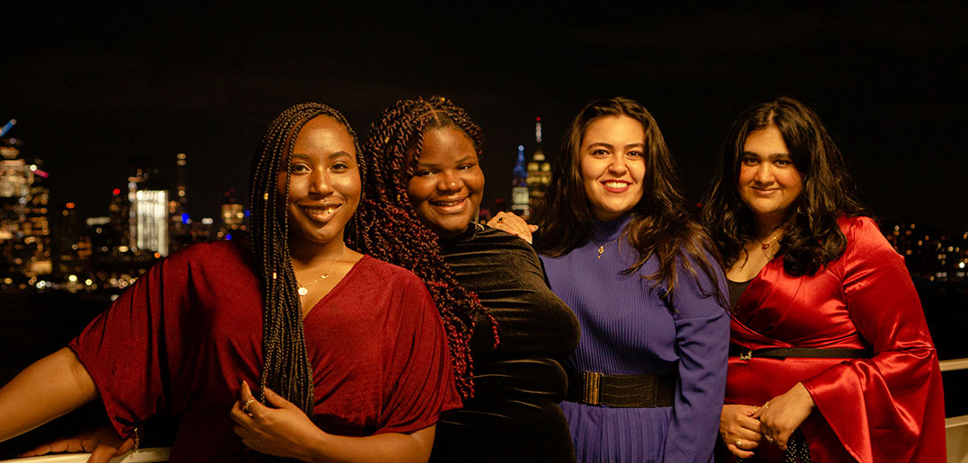 A Manhattan Victory Lap: Recent Fordham Grads Reunite for Young Alumni Cruise