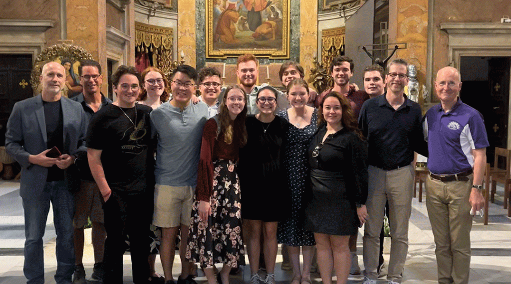 Students and faculty in Rome, group shot
